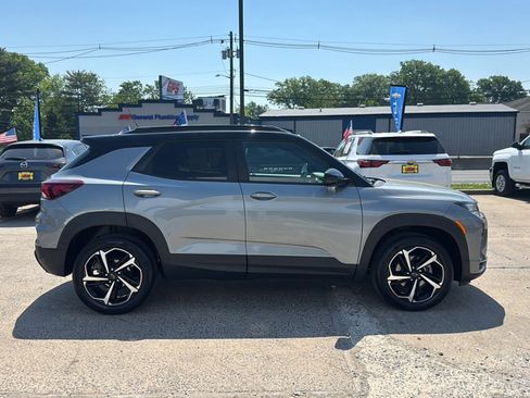 Used 2023 Chevrolet TrailBlazer RS AWD/4WD image 9