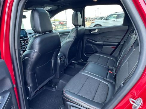 Used 2024 Ford Escape ST-Line w/ Tech Pack #1 AWD/4WD image 12