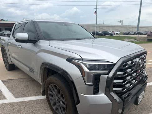 Used 2025 Toyota Tundra Platinum AWD/4WD image 3