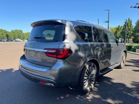 Used 2019 INFINITI QX80 Luxe w/ 22" Wheel Package AWD/4WD image 4