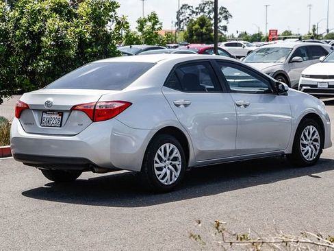Used 2017 Toyota Corolla LE w/ Carpet Mat Package (TMS) image 5