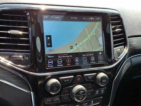 Used 2020 Jeep Grand Cherokee Limited AWD/4WD image 18