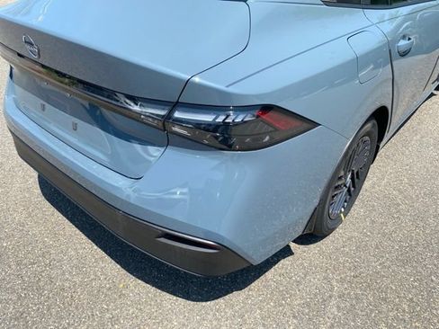 New 2026 Nissan Sentra SV w/ SV Convenience Package FWD image 27