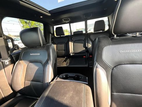 Used 2024 RAM 1500 Laramie AWD/4WD image 36