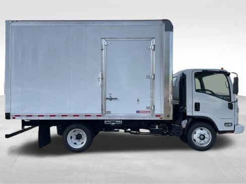 New 2025 Chevrolet Low Cab Forward 5500XG image 15