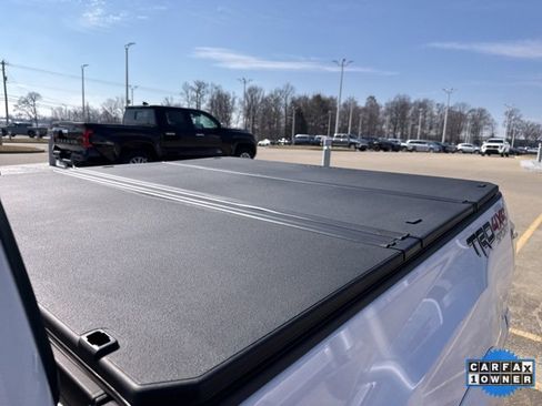 Used 2023 Toyota Tacoma TRD Sport image 5