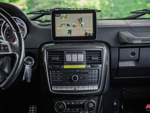 Used 2017 Mercedes-Benz G 550 image 16