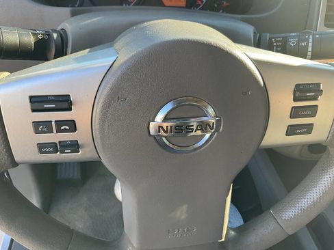 Used 2017 Nissan Frontier SV image 16