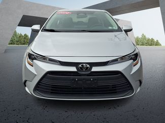 Used 2024 Toyota Corolla LE FWD video 2