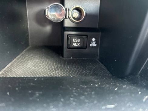 Used 2012 Toyota Camry LE FWD image 22