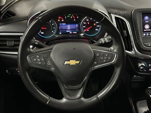Used 2020 Chevrolet Equinox LT FWD image 3