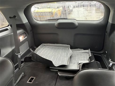 Certified 2023 Ford Explorer XLT w/ Equipment Group 202A image 15