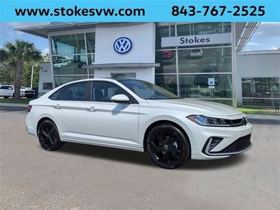 New 2025 Volkswagen Jetta SE