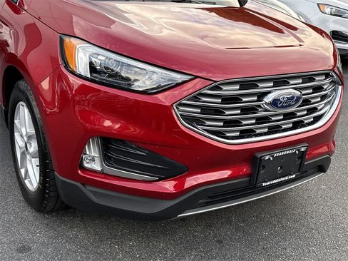 Used 2022 Ford Edge SEL w/ Convenience Package image 7