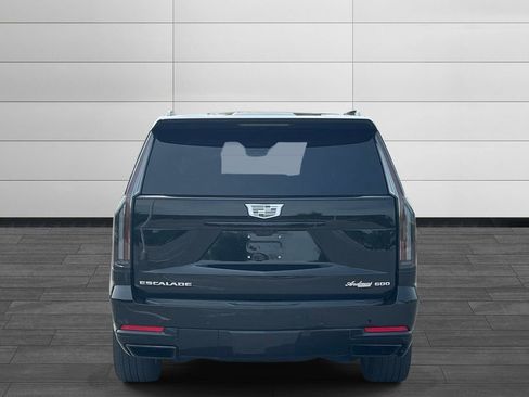 Certified 2025 Cadillac Escalade Sport w/ Touring Package AWD/4WD image 4
