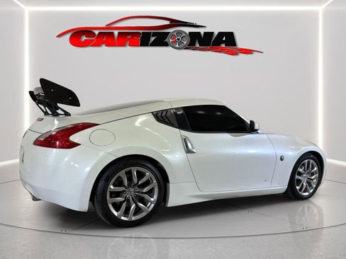 Used 2014 Nissan 370Z Coupe RWD image 11