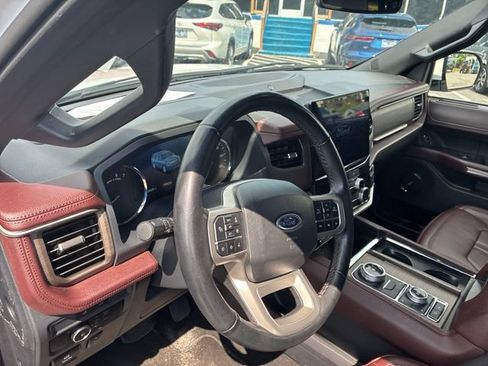 Used 2024 Ford Expedition Max Limited AWD/4WD image 71