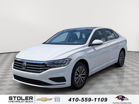 Used 2021 Volkswagen Jetta SE w/ SE Cold Weather Package FWD image 1
