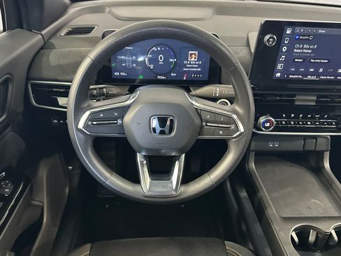 Used 2025 Honda Prologue EX image 16