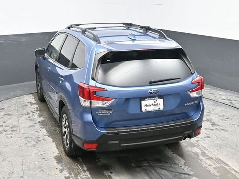 Used 2020 Subaru Forester Premium image 24
