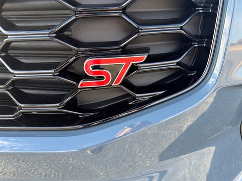 New 2026 Ford Explorer ST w/ Sun And Sound Package image 23