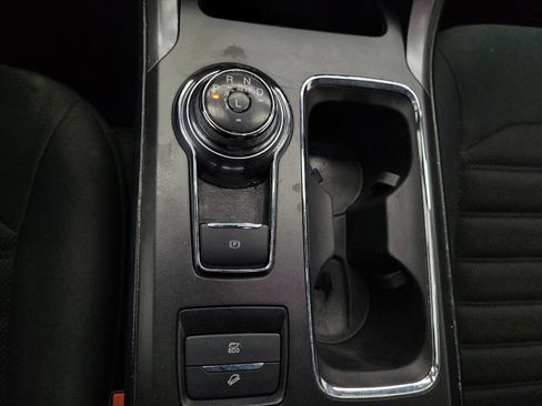 Used 2019 Ford Fusion SE FWD image 26