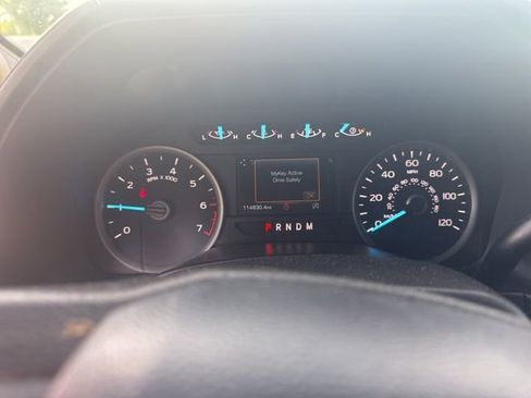 Used 2019 Ford F150 XLT w/ Equipment Group 302A Luxury AWD/4WD image 13