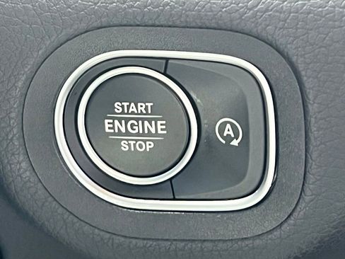 Certified 2024 Mercedes-Benz GLE 450 4MATIC image 31