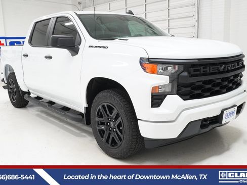 New 2026 Chevrolet Silverado 1500 Custom RWD image 3