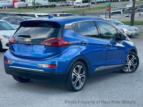 Used 2017 Chevrolet Bolt Premier w/ Driver Confidence II Package FWD image 2