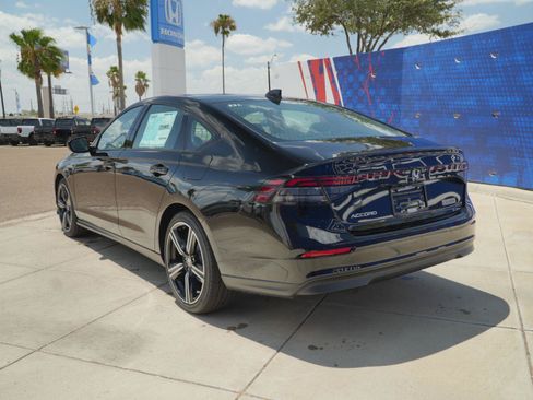 New 2026 Honda Accord SE image 9