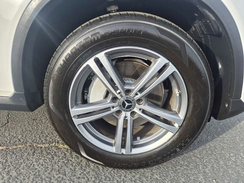 Used 2021 Mercedes-Benz GLC 300 image 9