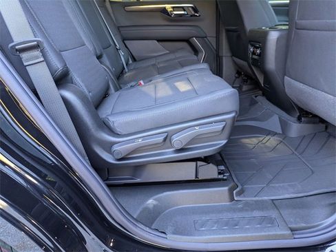 New 2026 Chevrolet Tahoe LS image 35