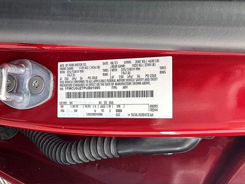 Used 2023 Ford Escape Platinum image 35