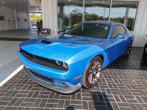Used 2023 Dodge Challenger R/T Scat Pack w/ Scat Pack Stripe RWD image 2
