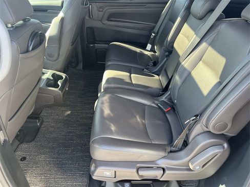 Used 2023 Honda Odyssey Touring image 15