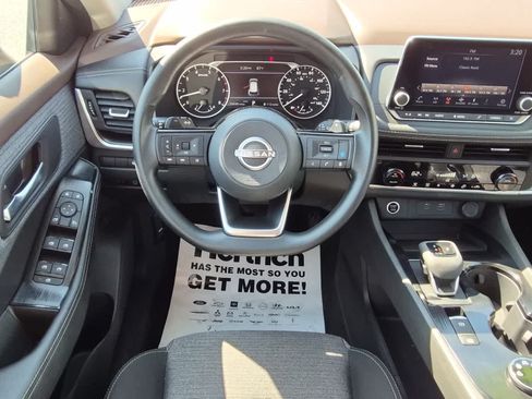Used 2023 Nissan Rogue SV AWD/4WD image 8