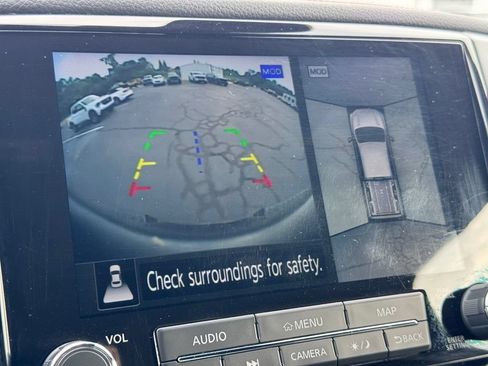 Used 2022 Nissan Titan PRO-4X w/ Pro-4x Convenience Package AWD/4WD image 12