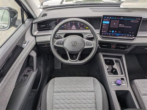New 2025 Volkswagen Tiguan S image 16