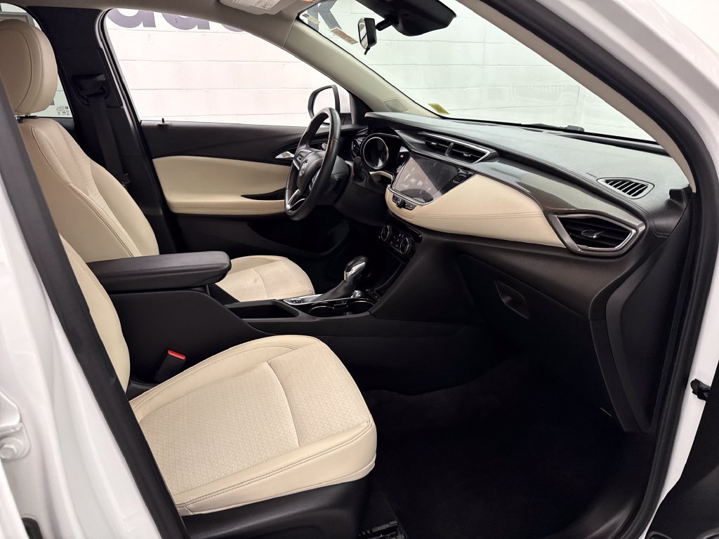 Used 2020 Buick Encore GX Preferred w/ Cold Weather Comfort Package FWD image 24