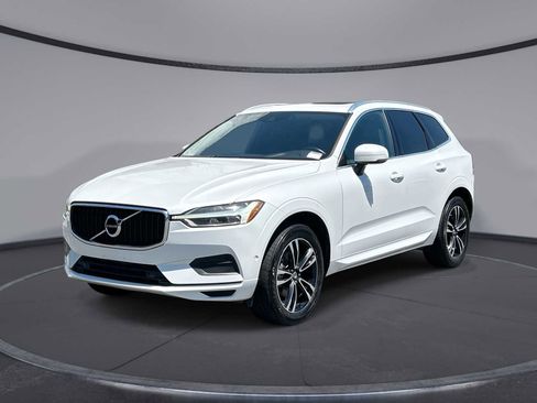 Used 2019 Volvo XC60 T5 Momentum w/ Multimedia Package AWD/4WD image 1