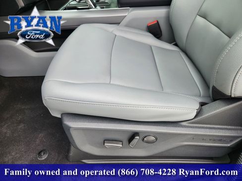 New 2025 Ford F150 Lightning Flash AWD/4WD image 17
