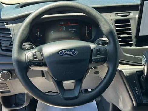 New 2026 Ford Transit 250 148 Medium Roof RWD image 18