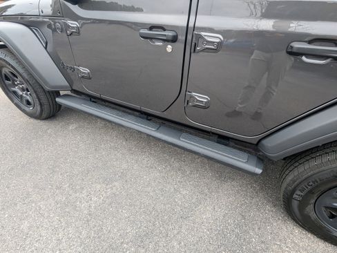 Certified 2022 Jeep Wrangler Unlimited Sport image 26