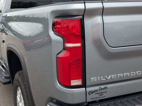 New 2026 Chevrolet Silverado 2500 LTZ w/ LTZ Premium Package AWD/4WD image 11