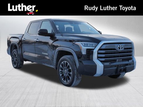 Used 2023 Toyota Tundra Limited image 1
