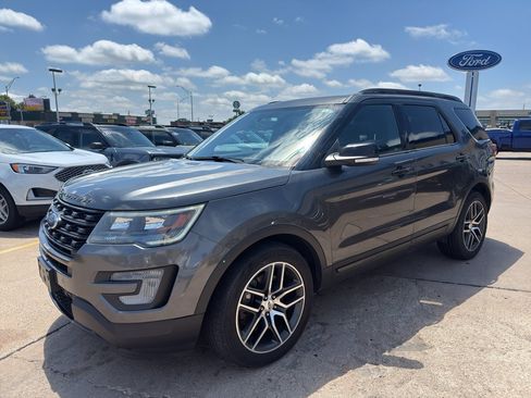 Used 2017 Ford Explorer Sport w/ Equipment Group 401A AWD/4WD image 1