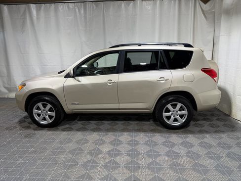 Used 2007 Toyota RAV4 Limited FWD image 5