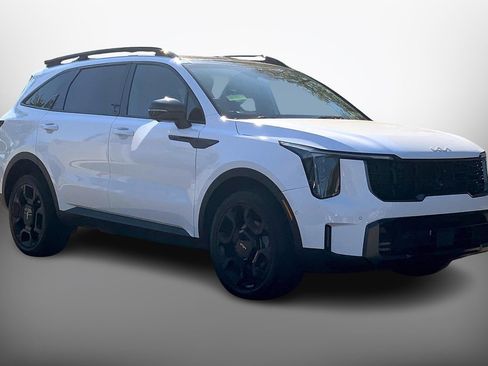Used 2024 Kia Sorento SX Prestige image 3