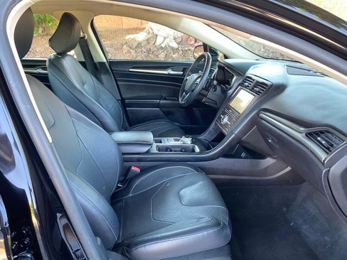 Used 2020 Ford Fusion Titanium AWD/4WD image 56